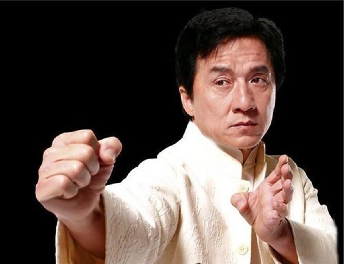 福布斯已故名人收入榜_2018歌手收入榜