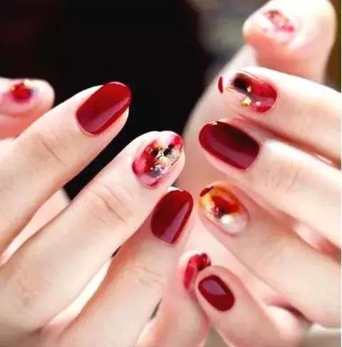 美甲店拓客方案,如何快速创造属于自己的财富