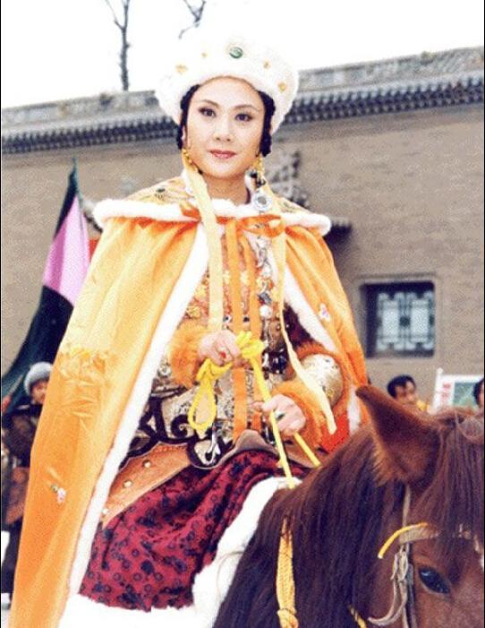 她是叱咤风云的一朝太后，却派人缢杀大臣的妻子