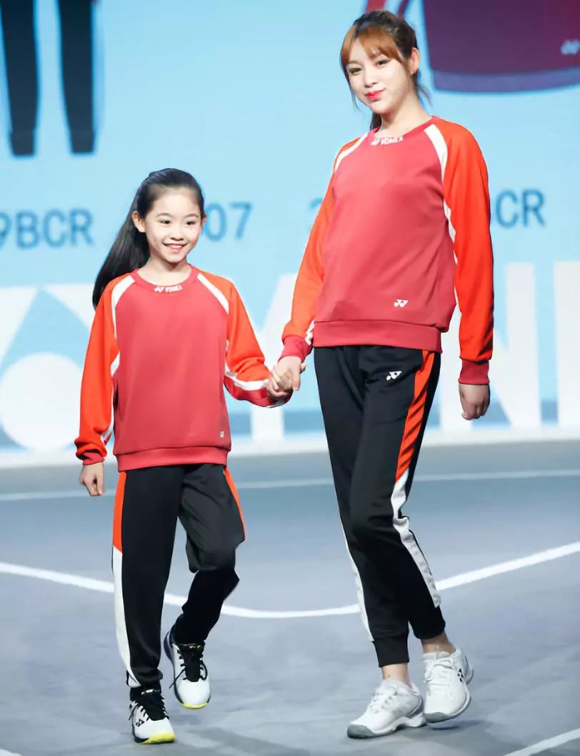 STARZ丨与YONEX共同开启的运动时尚之旅!