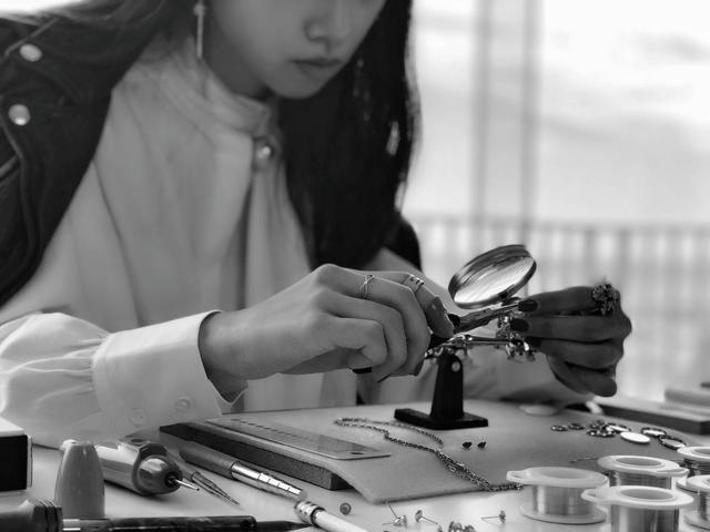 HER NAME|拒绝标签化,谁都不配定义我