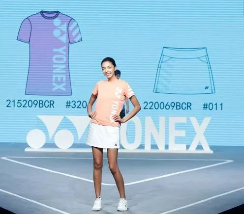 STARZ丨与YONEX共同开启的运动时尚之旅!