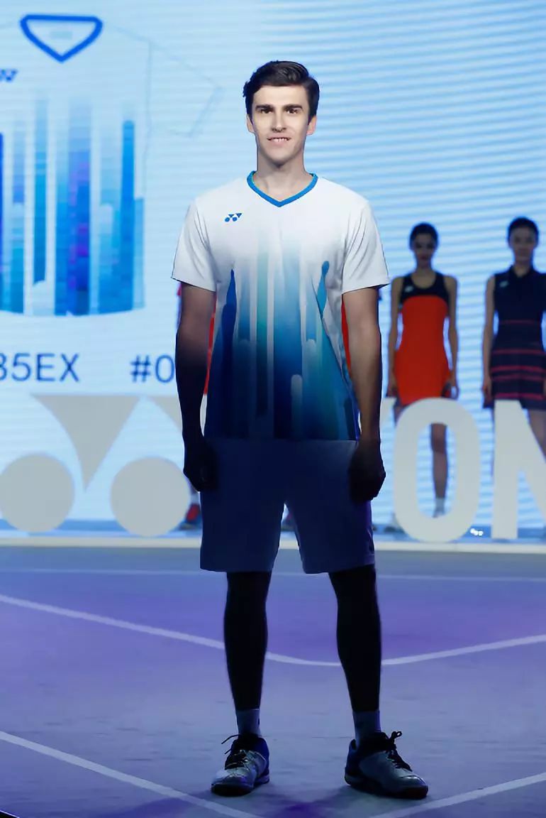 STARZ丨与YONEX共同开启的运动时尚之旅!