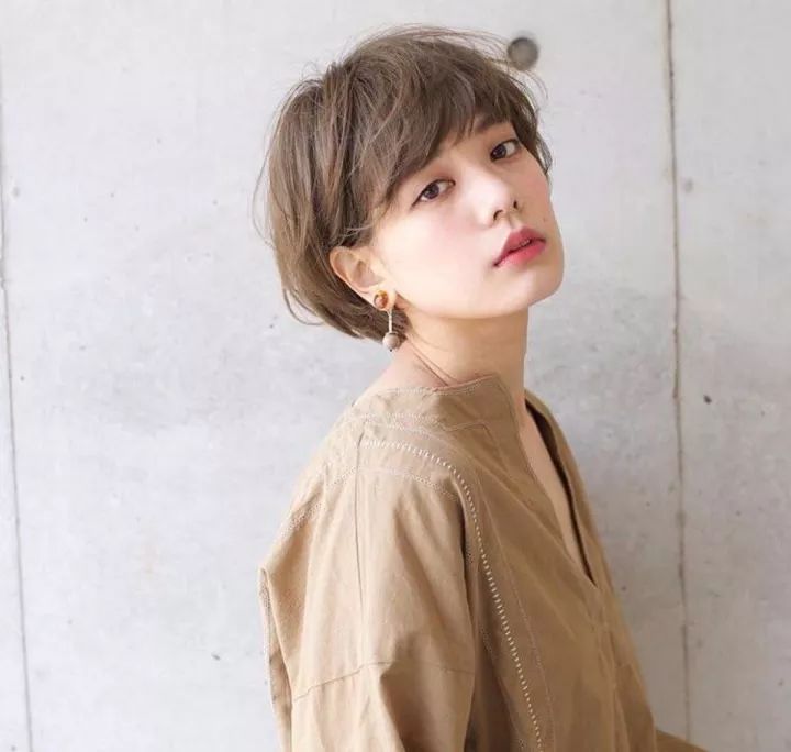 想换发型的女生看过来!2018流行的65款发型,长