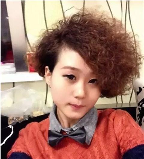 精选"螺丝烫"发型25款,洋气,可爱,最时尚