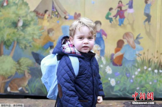 乔治王子今迎5岁生日 英国王室公开王子最新萌照(图)