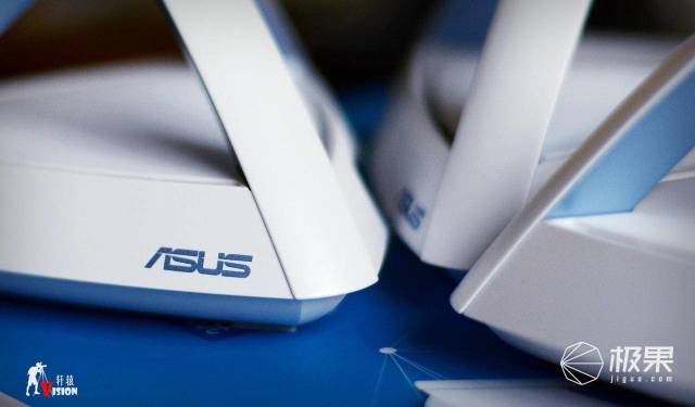 别墅网络无死角,全靠三个“电熨斗”,华硕LyraTrio分布式路由系统体验 别墅网络无死角,全靠三个“电熨斗”,华硕LyraTrio分布式路由系统体验