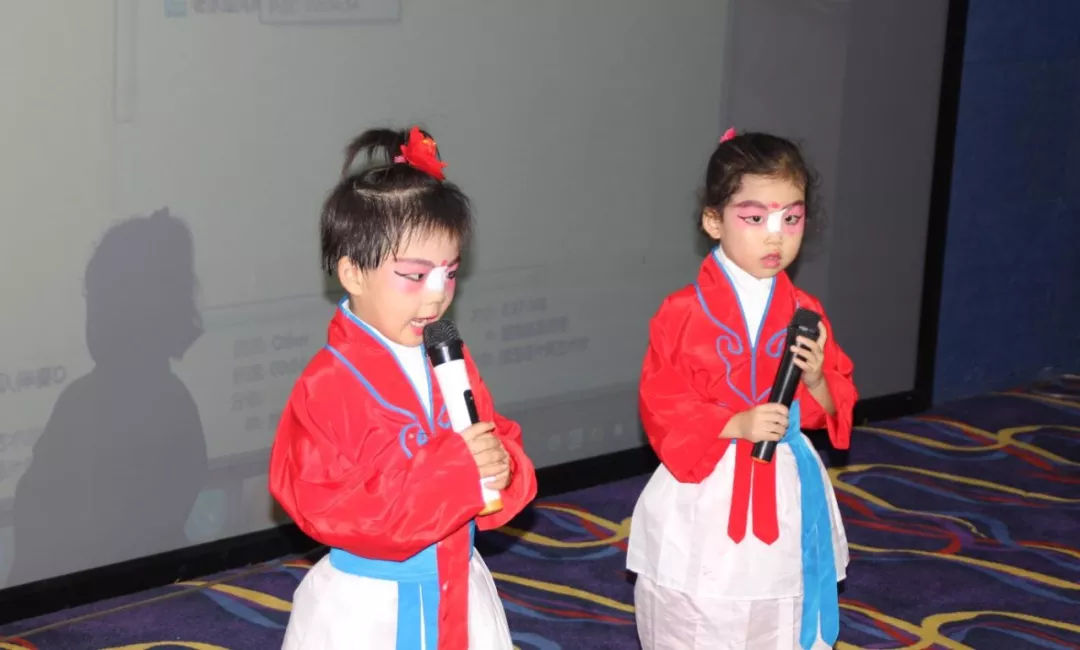 沈丘县义工联合会八周年总结报告会在郑州隆重