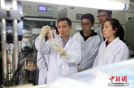 抗艾滋病新药普泽力在中国获批上市