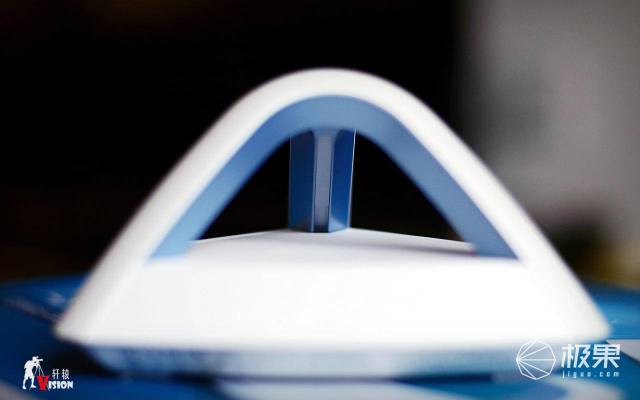 别墅网络无死角,全靠三个“电熨斗”,华硕LyraTrio分布式路由系统体验 别墅网络无死角,全靠三个“电熨斗”,华硕LyraTrio分布式路由系统体验