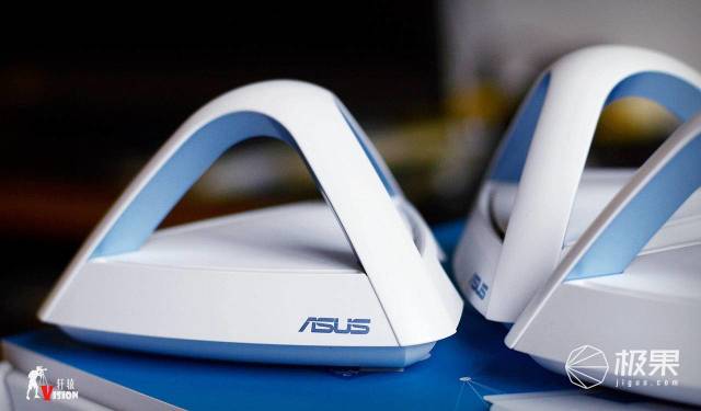 别墅网络无死角,全靠三个“电熨斗”,华硕LyraTrio分布式路由系统体验 别墅网络无死角,全靠三个“电熨斗”,华硕LyraTrio分布式路由系统体验