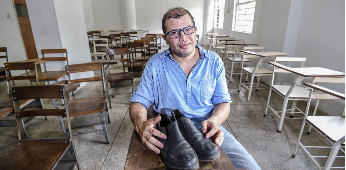 经济崩盘：委内瑞拉高等学府教授付不起修鞋费