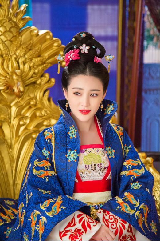 甘婷婷《开封府》收视登顶 刘娥反转还政惊艳