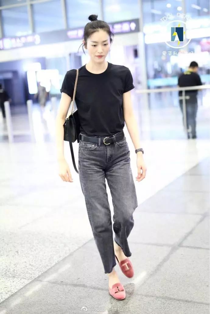 看了刘雯的街拍+私照，天呐，这些衣服都能买得到!