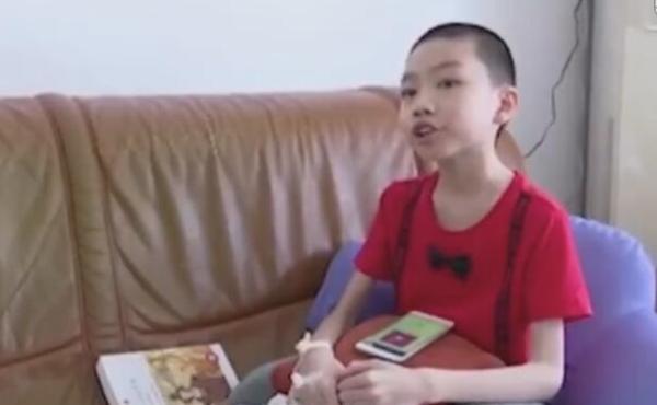 福建9岁血友病男孩创作英文歌鼓励病友：世界上一直有阳光