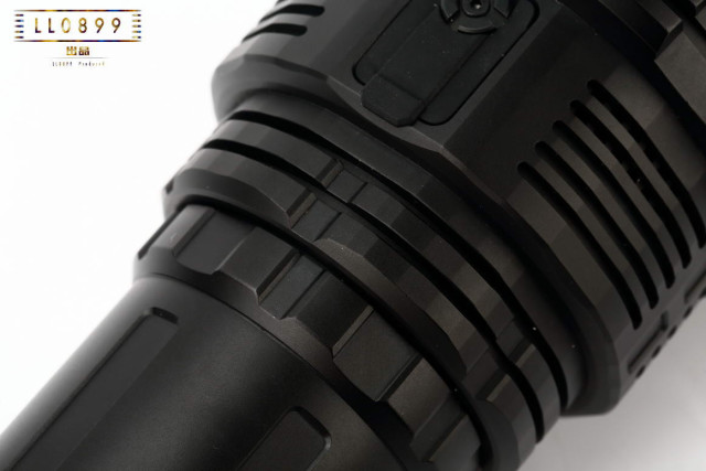 超级手电筒10万 D8613E83AAC0A62FCF61BA42730A6AC6BC28541A_size58_w640_h427.jpeg