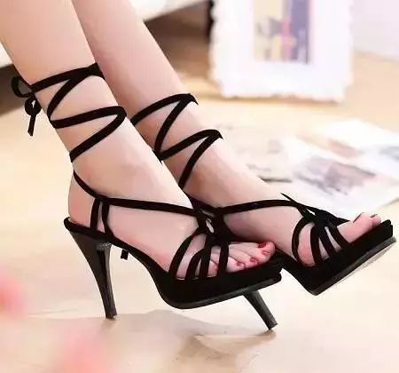 看脚形教你如何选鞋款，你是希腊脚吗?!