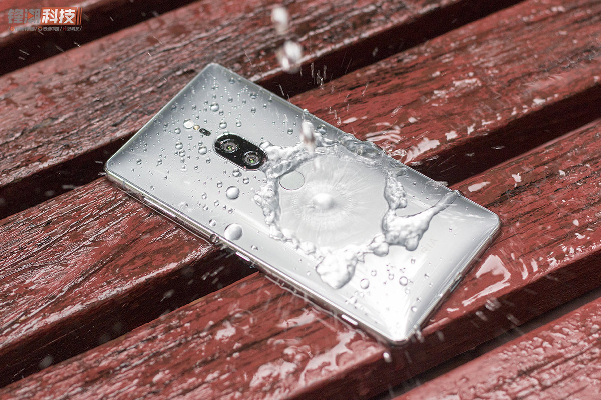 这真是「半斤八两」?索尼 Xperia XZ2 Premiu