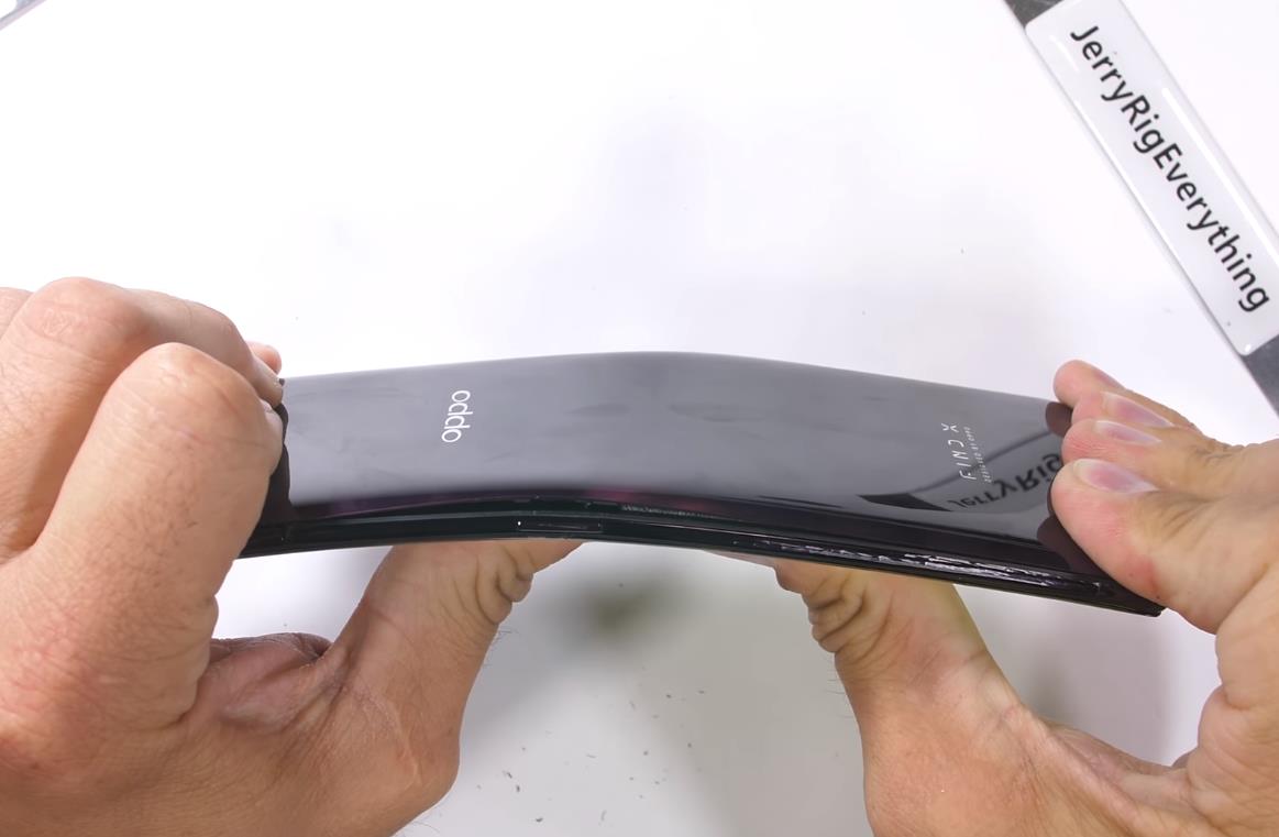 怎么自己测试手机有没有弯曲 BE0D53226310FF188E5DDB56D00198D73E25896C_size52_w1163_h761.jpeg