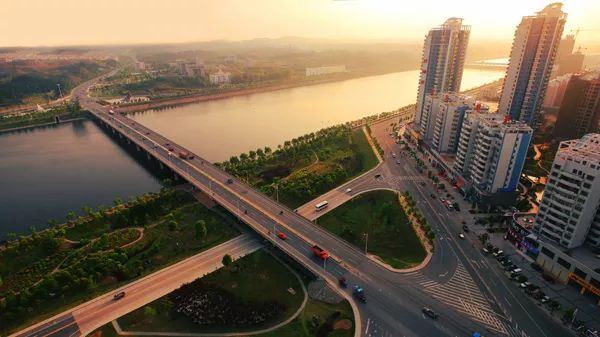 咸宁市地图_咸宁市2018年人均gdp