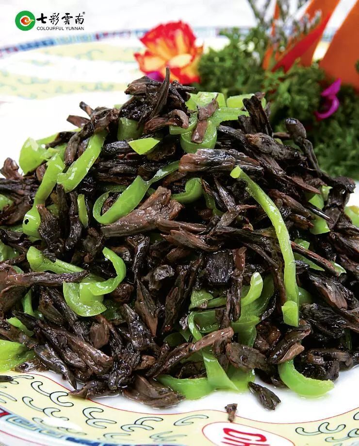 在云南的雨季,我们甘愿成为野生菌的俘虏.
