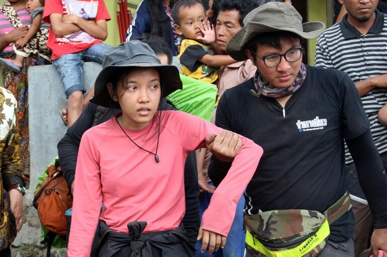 印尼龙目岛地震 逾500名徒步者成功撤离