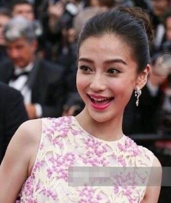 没有滤镜的明星不如普通人!手机镜头下的舒淇,浮粉皮肤差还有斑
