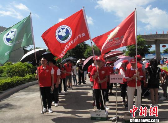 广东陆丰万人禁毒誓师,争创禁毒示范城。 谢坂升 摄 广东陆丰万人禁毒誓师,争创禁毒示范城。 谢坂升 摄