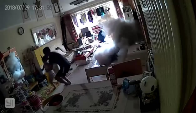 电池爆炸惊魄一瞥 电动车究竟该怎么正确充电