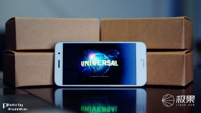 手机搭配闪光灯拍出的照片 080D9738B339A8B77CC490E6A40F76F96879E563_size40_w640_h360.jpeg