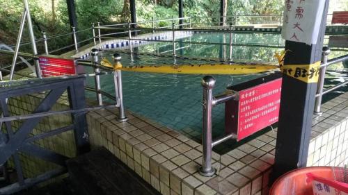 台湾无证幼儿园带孩子玩水 1名3岁男童溺水身亡