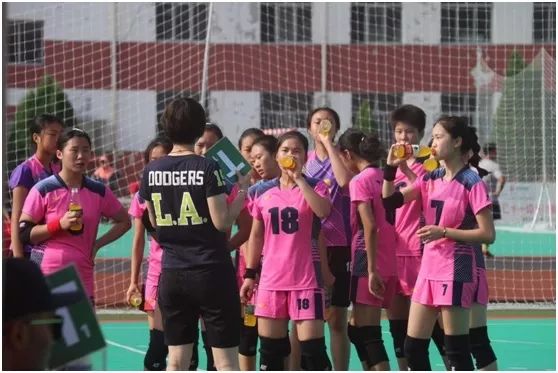 【喜报】杨浦女子手球队在2018年全国中学生