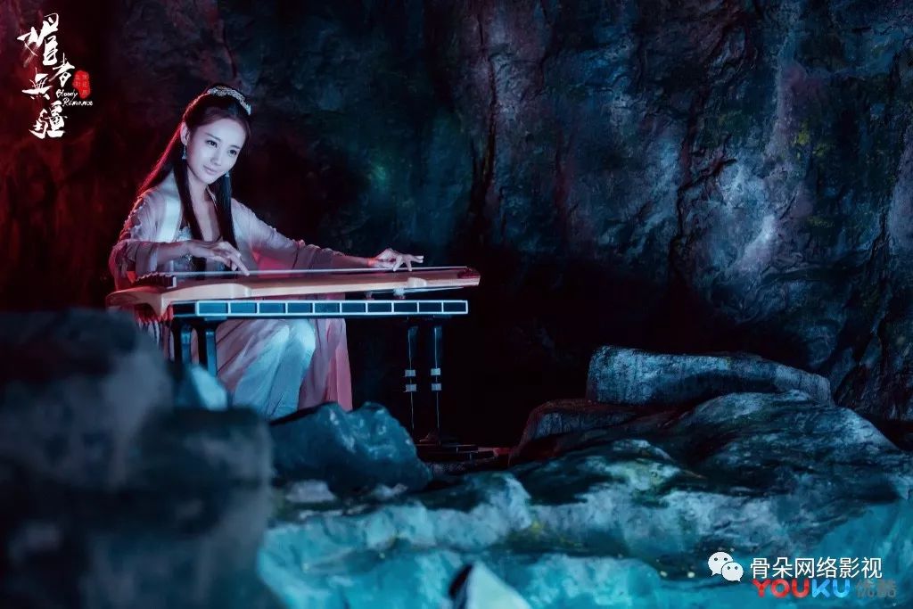 《媚者无疆》惊艳暑期档，小成本“黑马”是怎样炼成的丨专访制片人