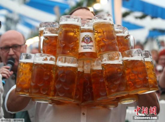 科学家：少量引用啤酒可减少患心血管疾病的风险