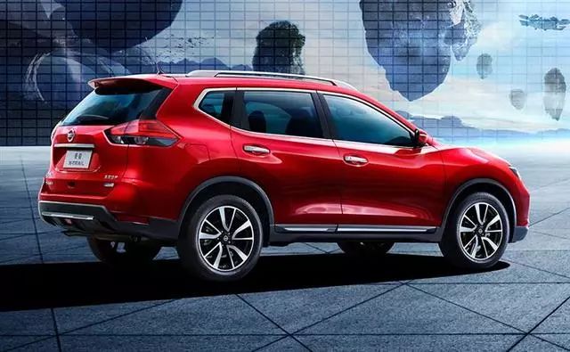 丰田奇骏suv 5FAB803EB28903EFF26B4E1349BEE6981471D8EA_size53_w640_h395.jpeg