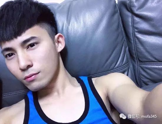 花都头发型,校男生适合这样子弹的帅哥!瓜子脸喜欢齐刘海吗男图片