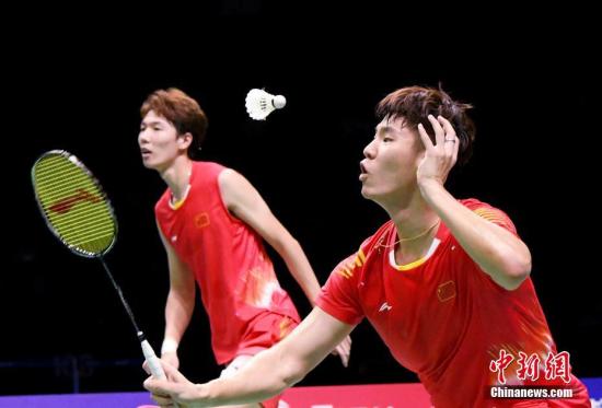 羽毛球世锦赛：中国男双李俊慧/刘雨辰2：0横扫日本队夺冠