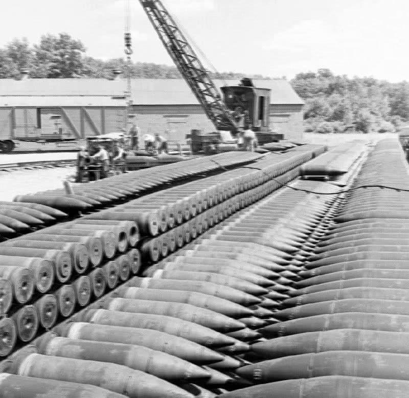 1943年皮卡汀尼兵工厂照片 见识美国强大的军火生产能力