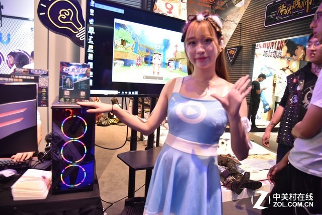 2018最炫酷的电竞主机尽在Chinajoy