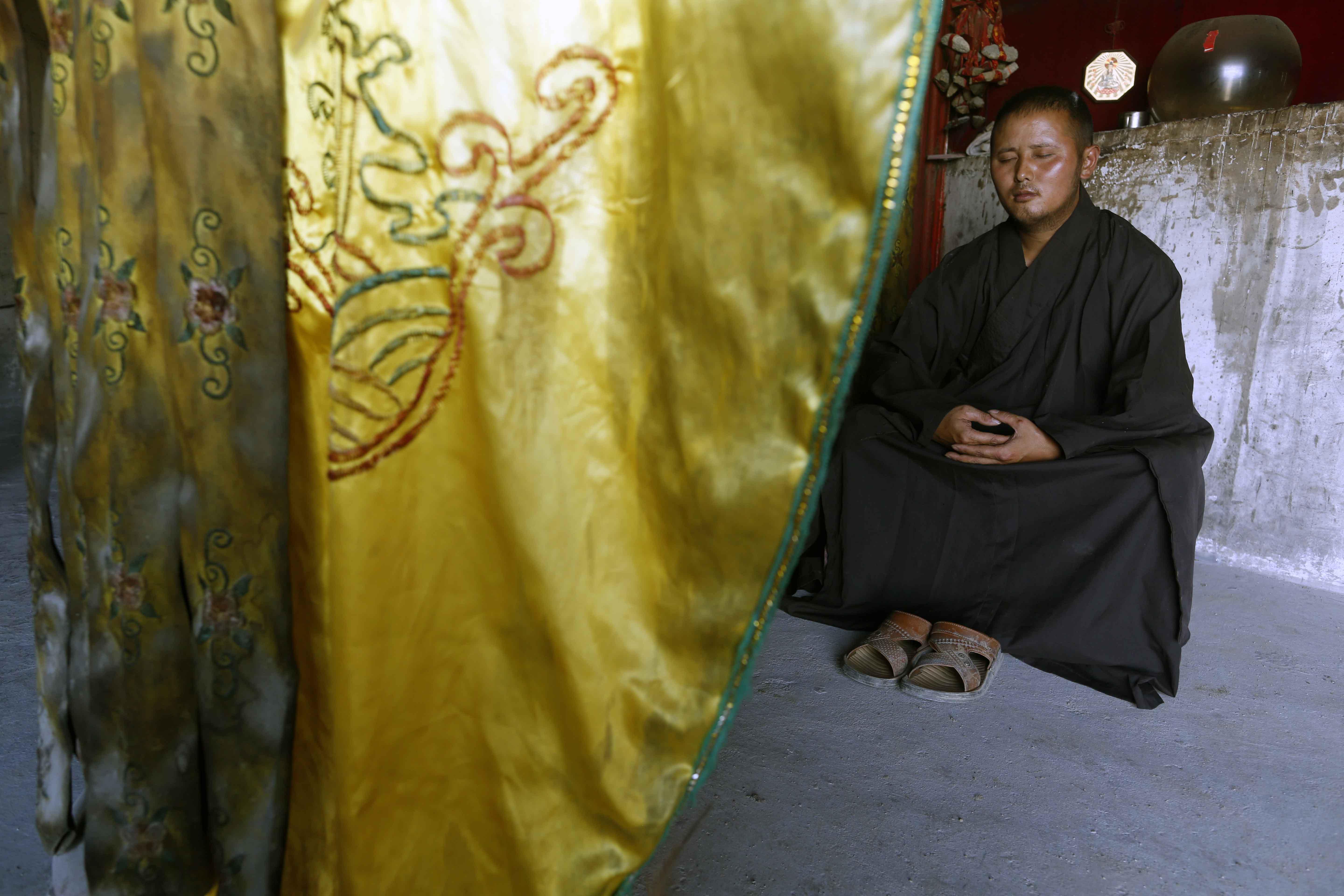 王先凯:居士独守山庙4年 靠香火钱度日(图)