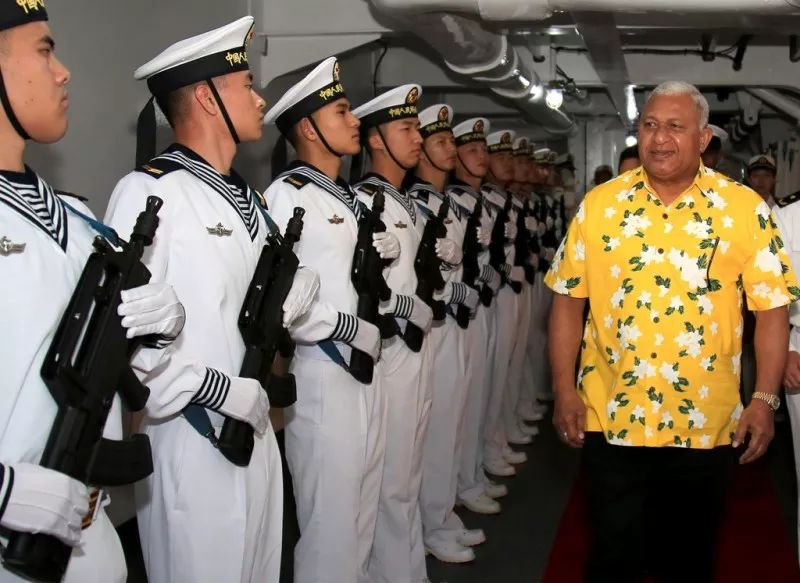 斐济总理高度赞誉和平方舟医院船再次到访