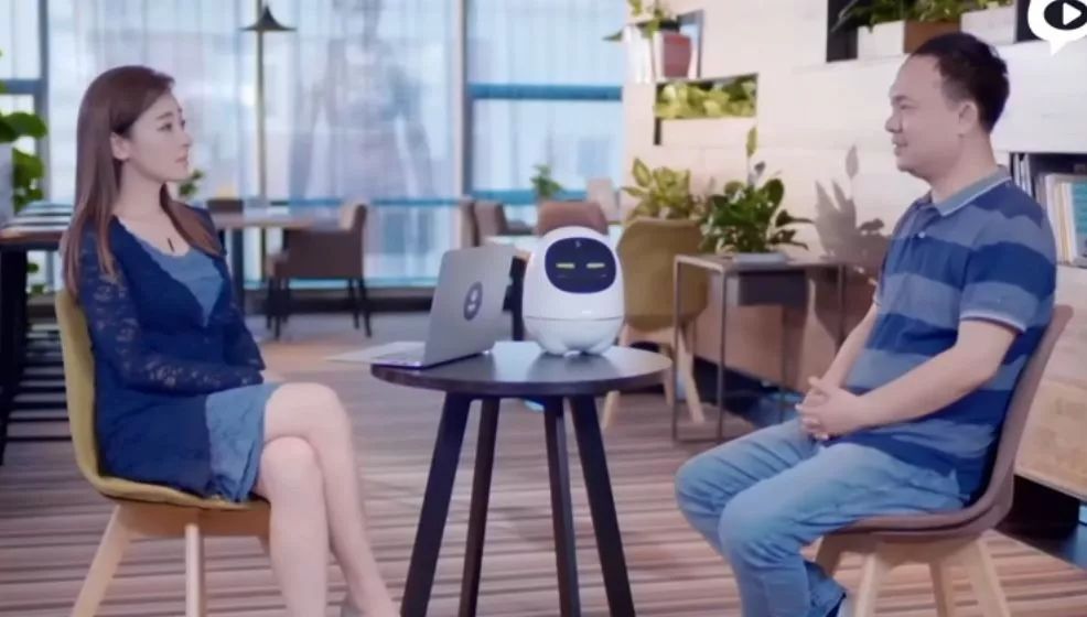 微博宠，明星捧的一下科技是如何一步步把好牌打烂的？