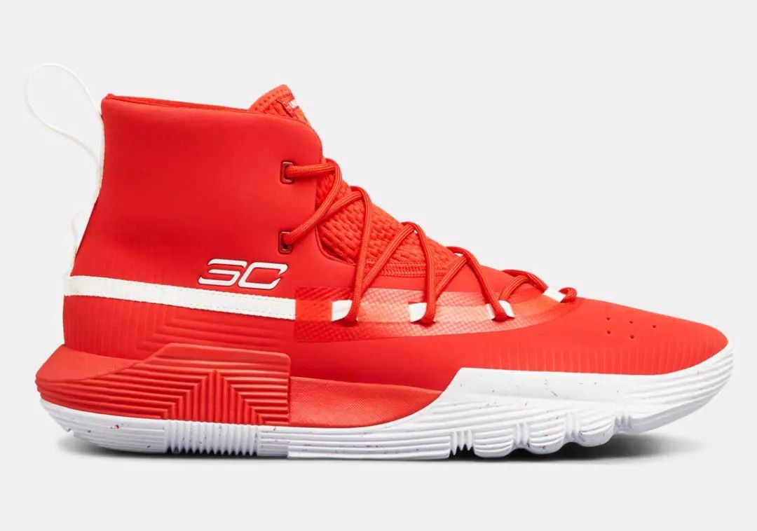 再次回归高帮!库里的新鞋来了!两款配色亮相!