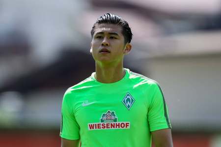 媒体评荷甲U21球员TOP50张玉宁入选:中国最