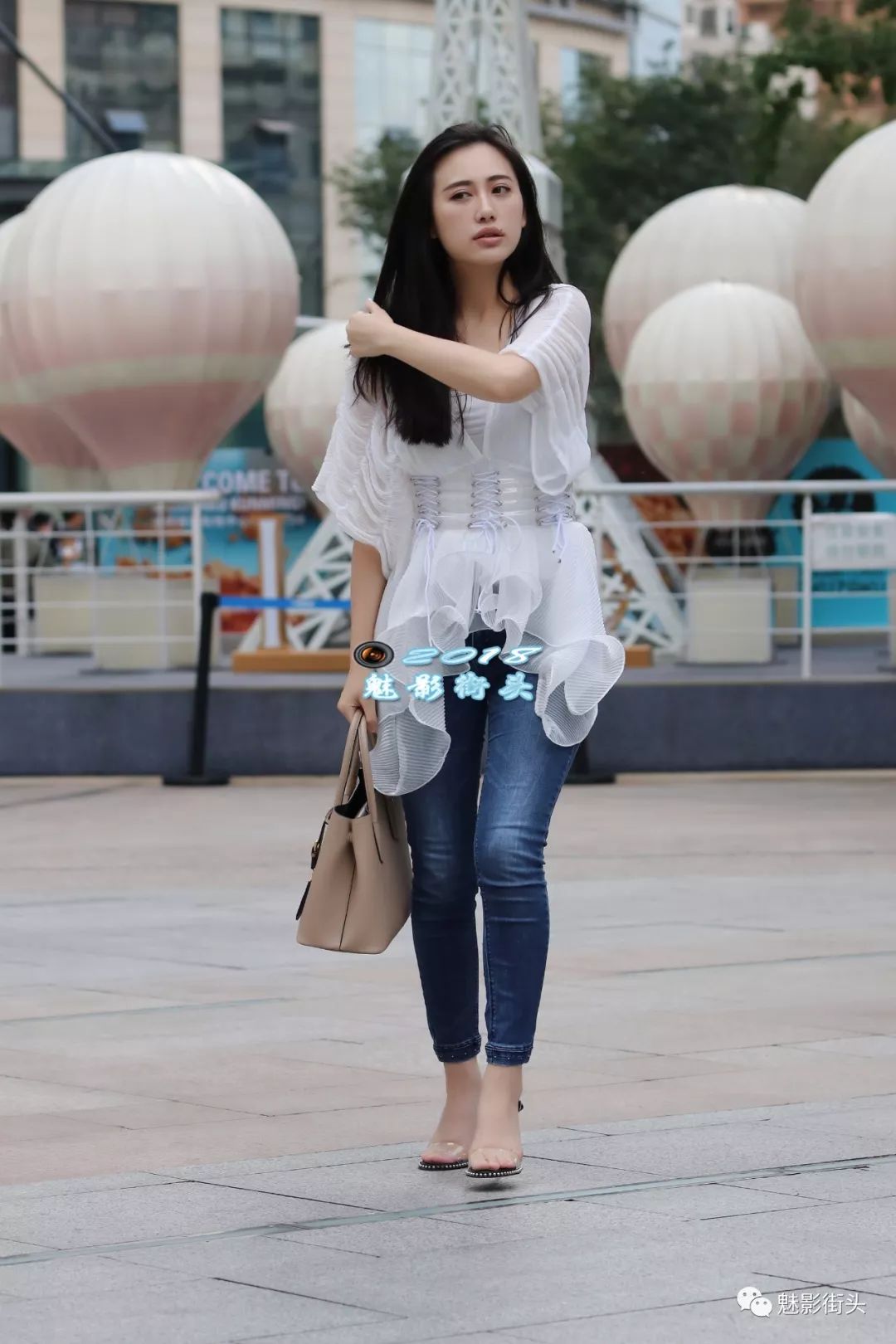 街拍:2018年8月8日(摆拍版)