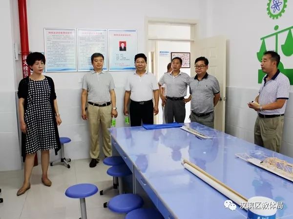 安康市教育局领导在汉滨区检查暑期学生安全工