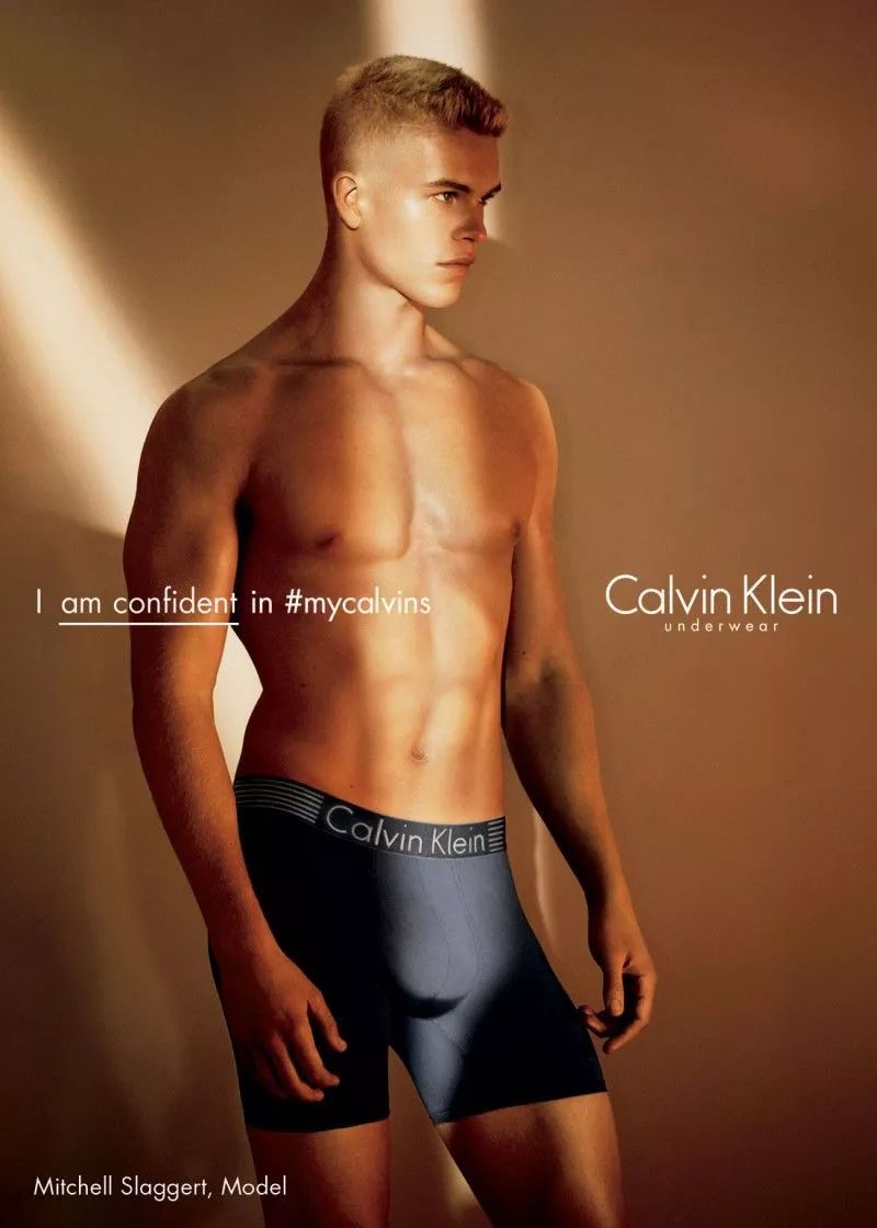 calvinbanks,swissbanks 一个出道两三年的,拿到三季calvin klein,两季dquared2,一季versace