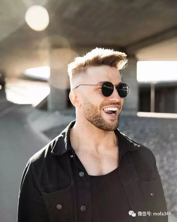欧美潮男飞机头发型,还敢不敢再帅一点!