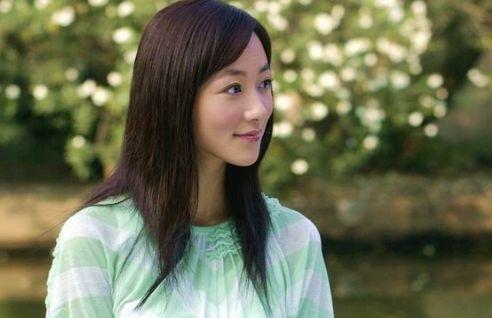 景甜隐藏背景曝光,终于知道为什么王思聪不敢