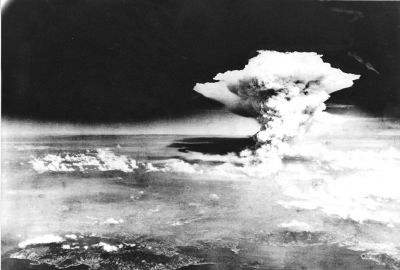 日本要是挨了原子弹也不投降啥后果？十万吨毒气待命